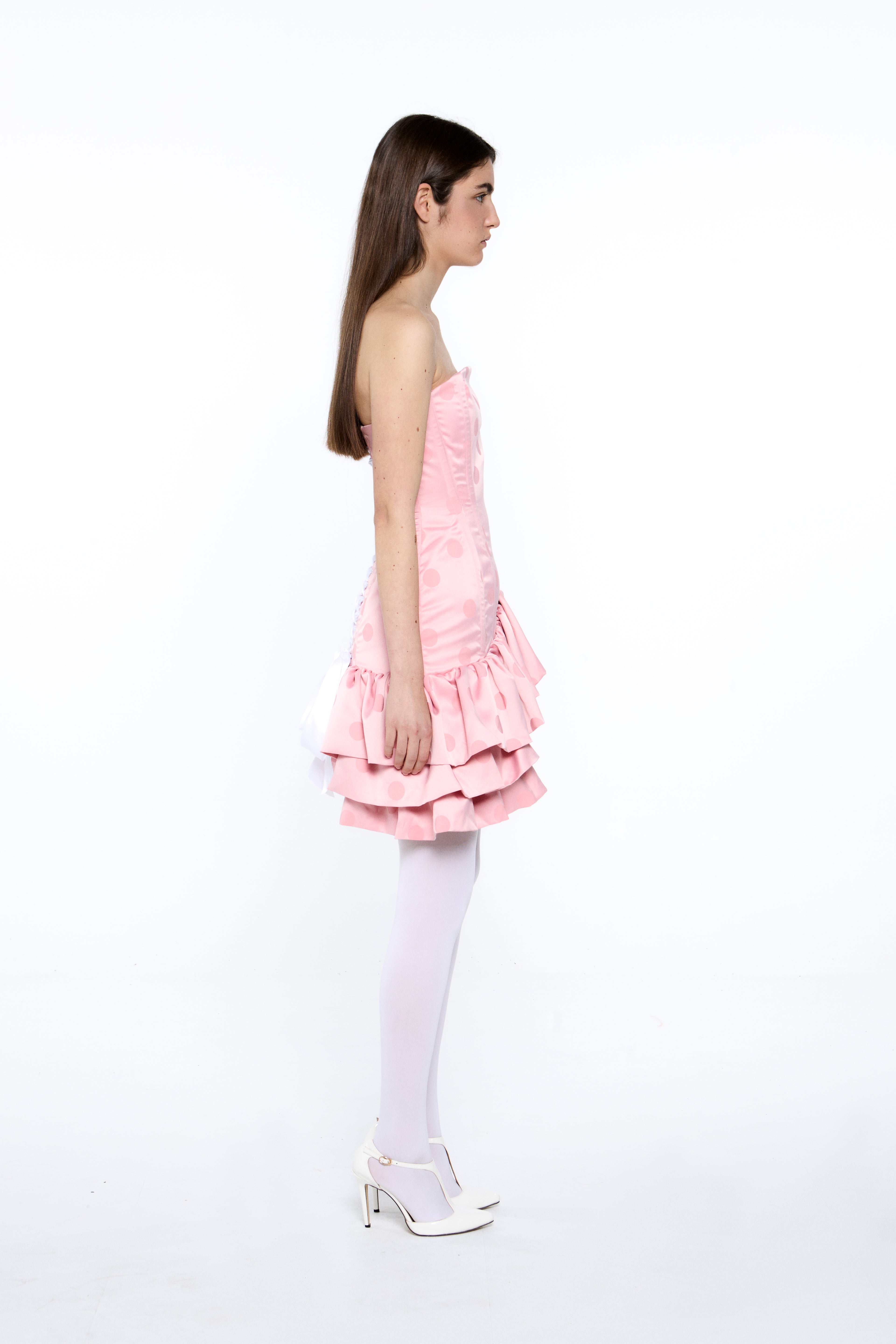 VESTIDO ENCORSETADO DE LUNARES CON BOLANTES